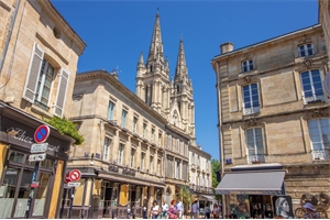appartement à la vente -   33000  BORDEAUX, surface 38 m2 vente appartement - APR733154